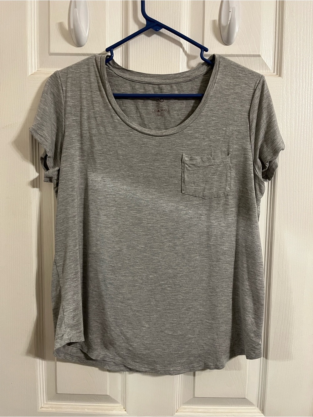 Kindred Bravely Light Heather Gray Short Sleeve Pocket Nuersing Tee